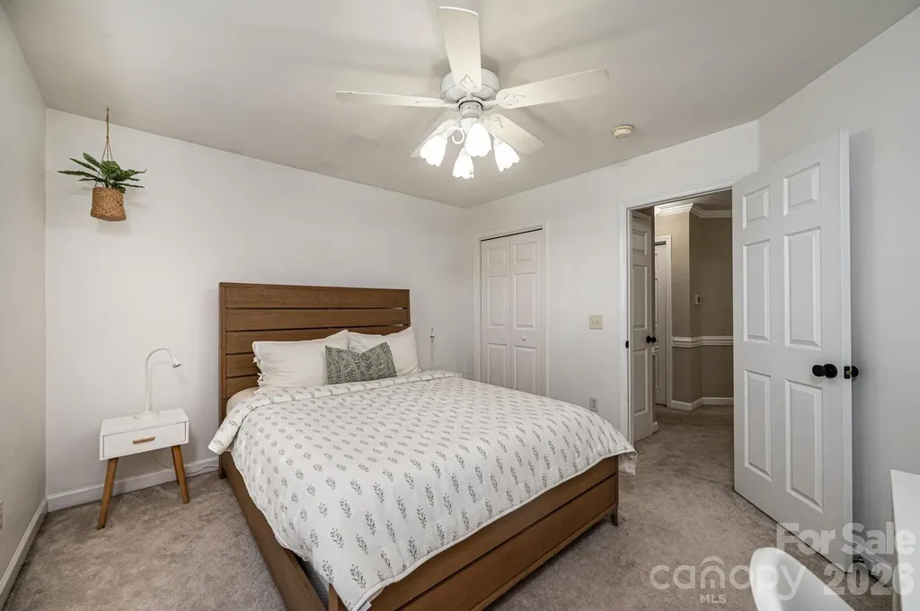 5700 Crown Terrace Hickory NC 28601