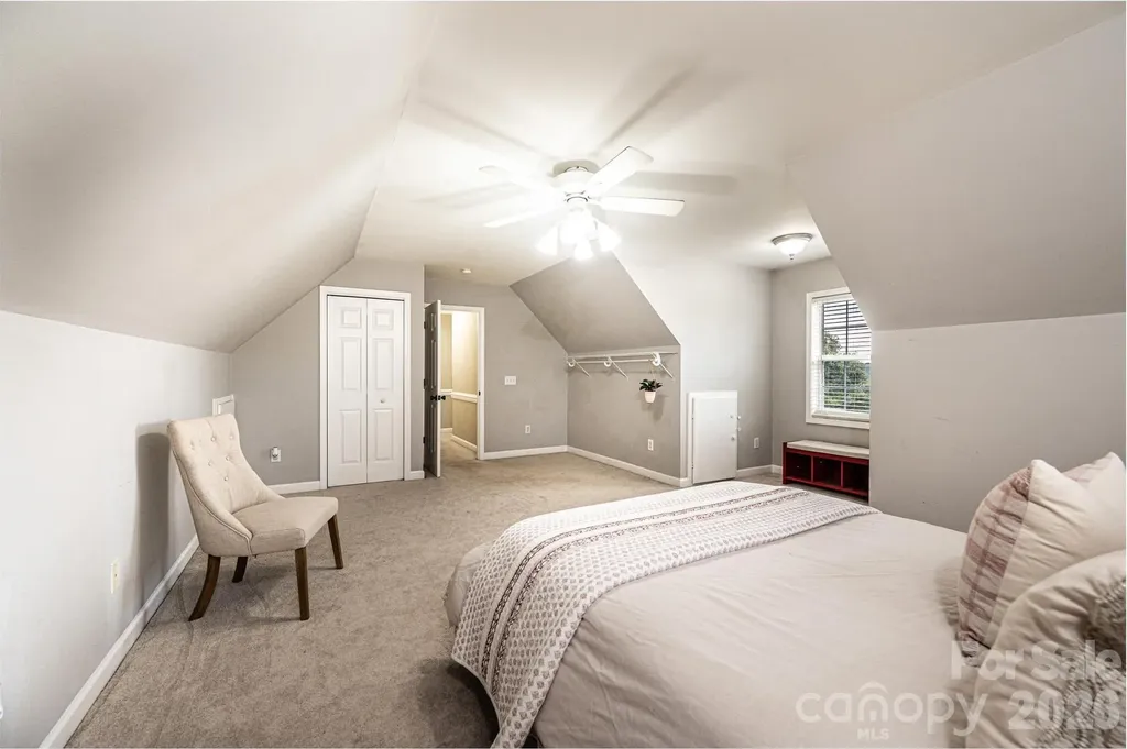 5700 Crown Terrace Hickory NC 28601