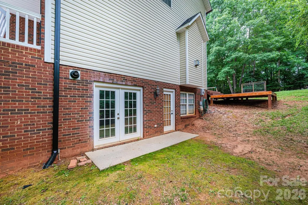 5700 Crown Terrace Hickory NC 28601