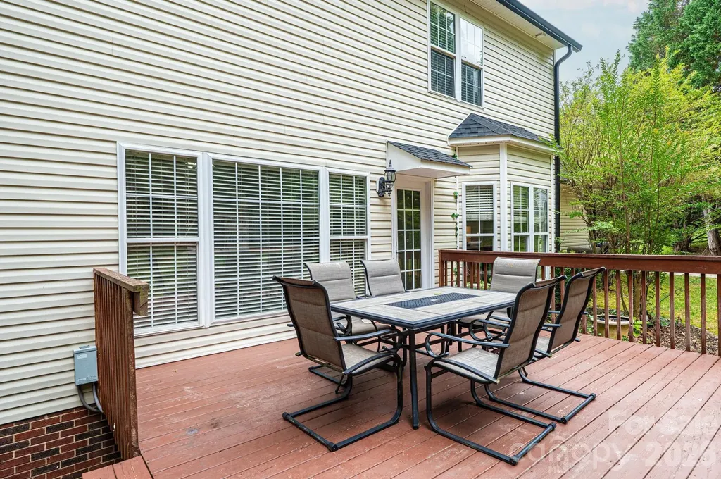 5700 Crown Terrace Hickory NC 28601
