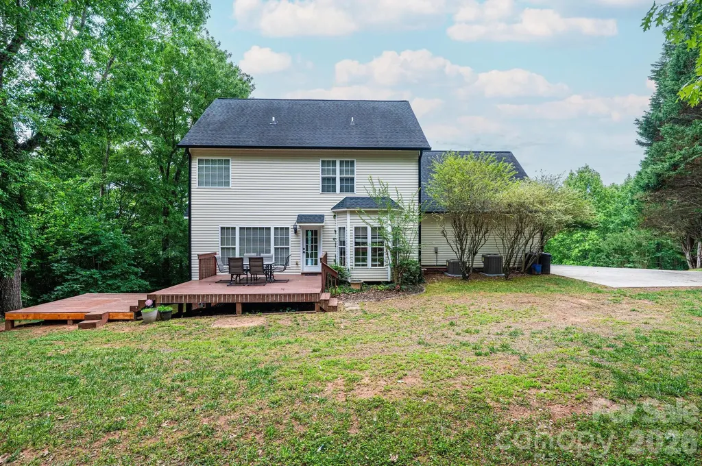5700 Crown Terrace Hickory NC 28601