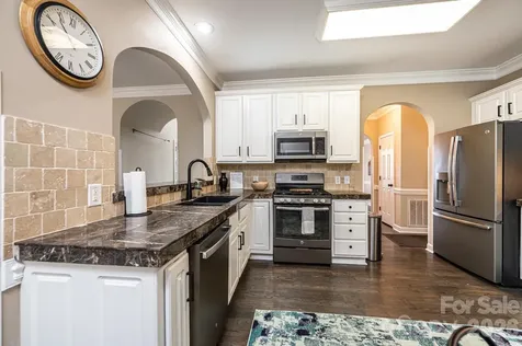 5700 Crown Terrace Hickory NC 28601