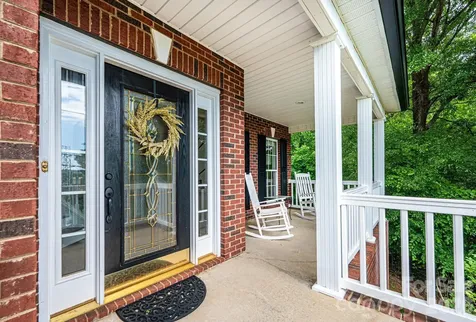 5700 Crown Terrace Hickory NC 28601