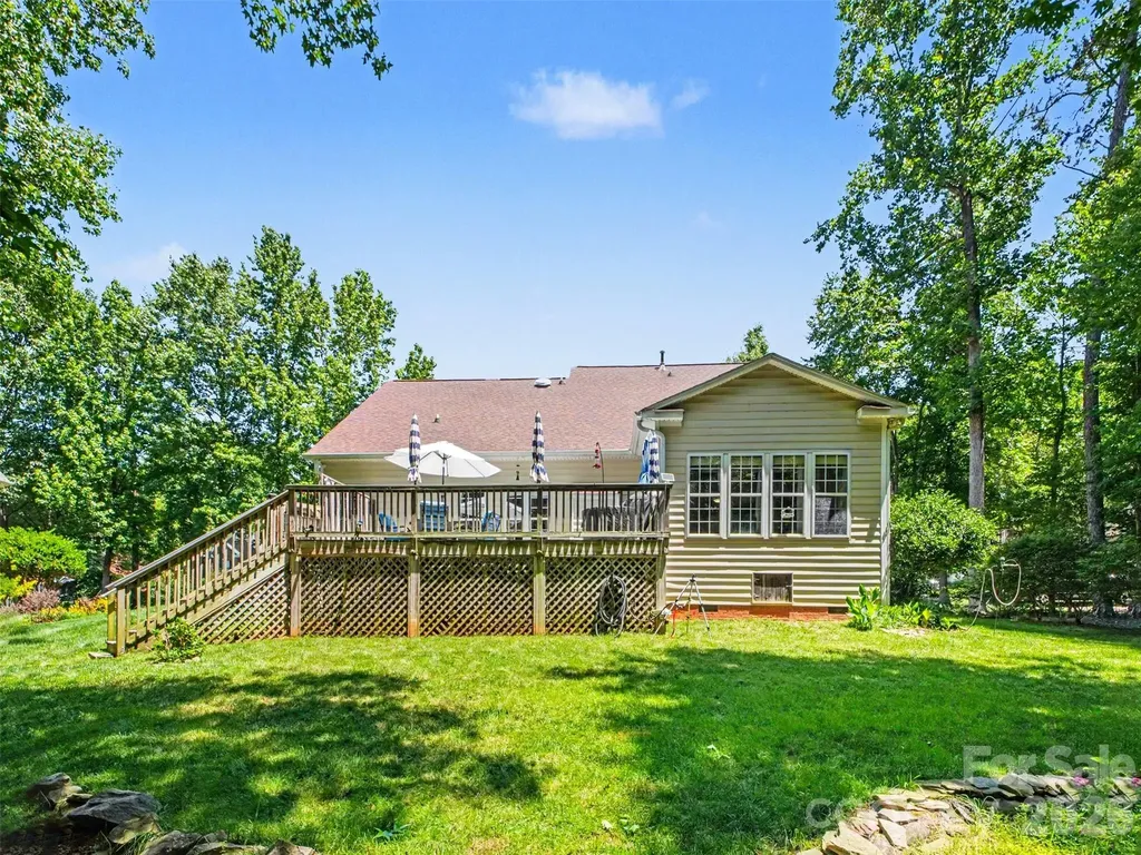 161 Montrose Drive Mooresville NC 28115