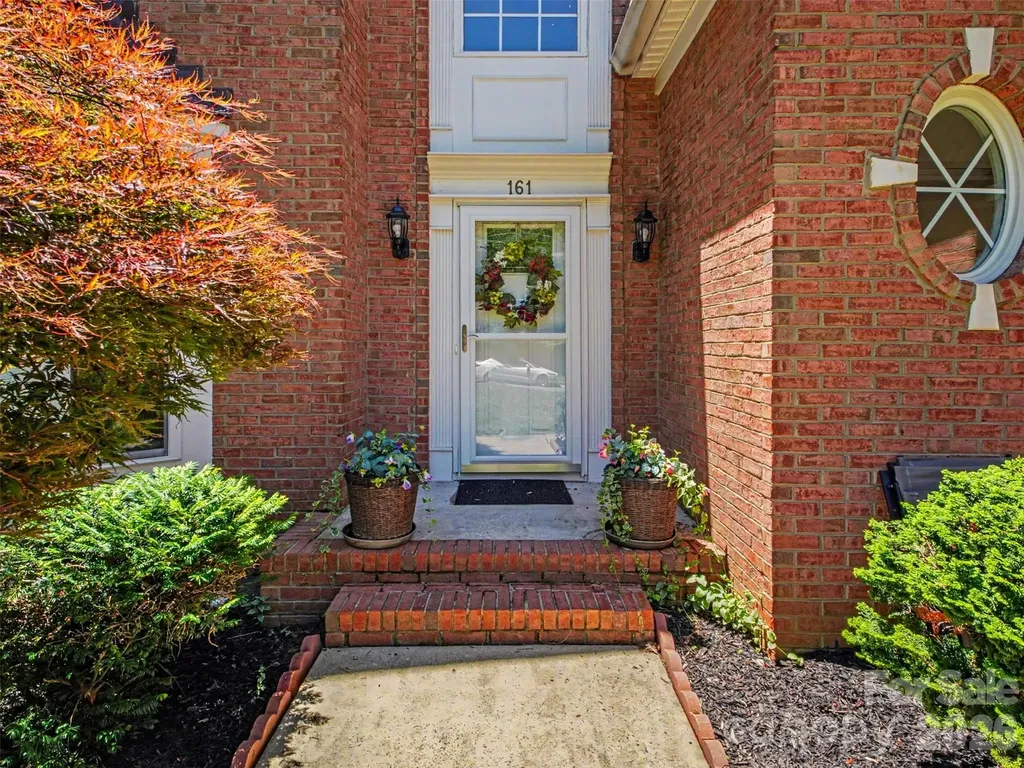 161 Montrose Drive Mooresville NC 28115