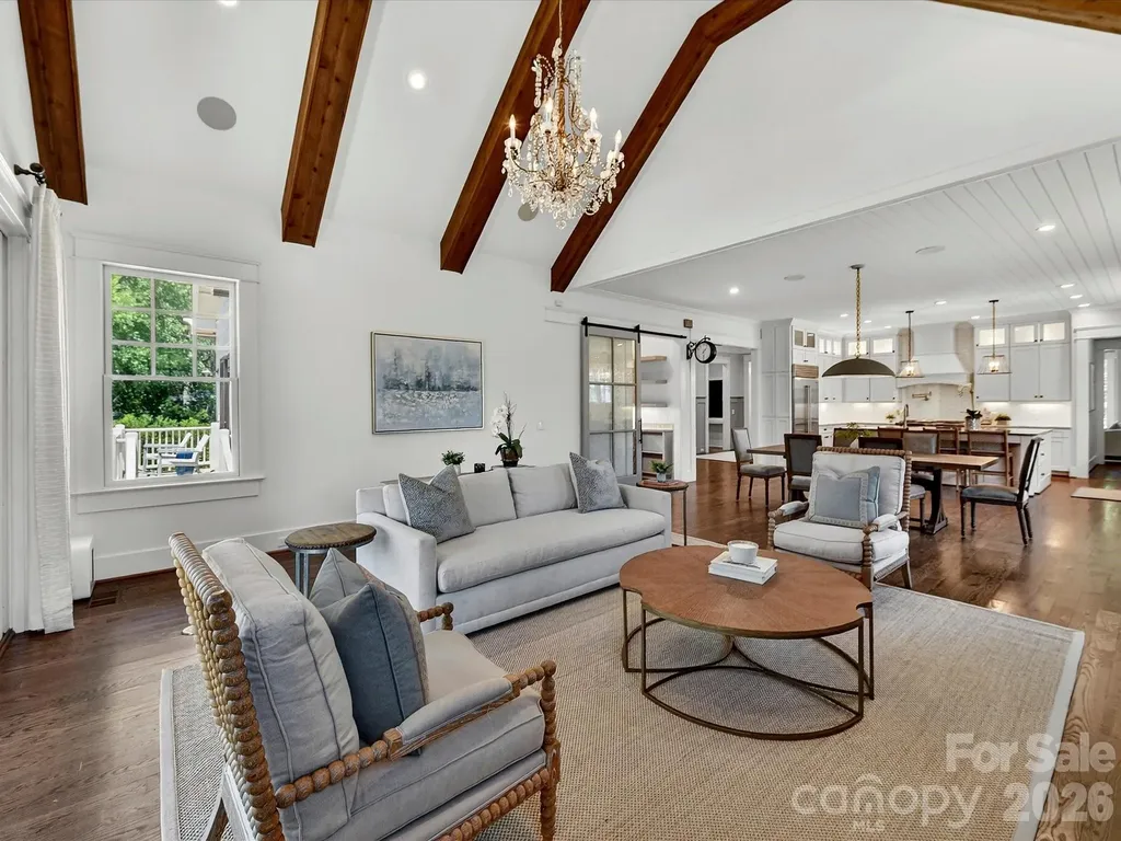 221 Anthony Circle Charlotte NC 28211