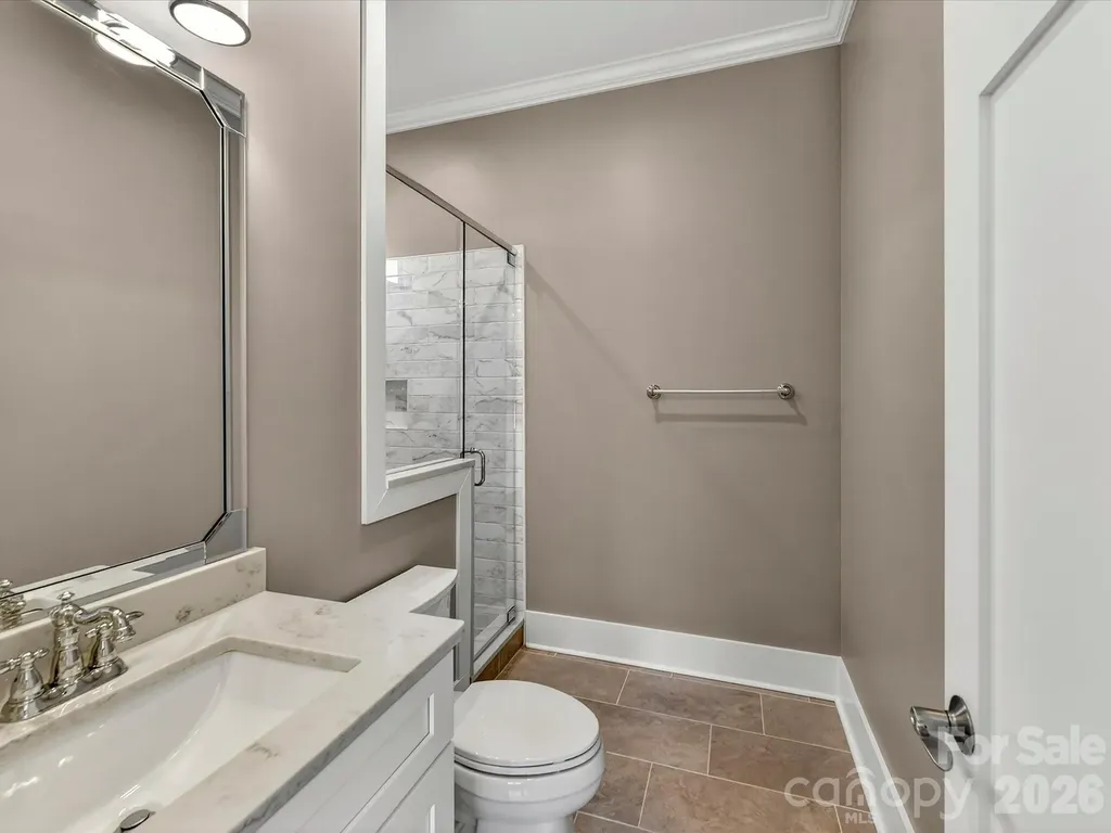 221 Anthony Circle Charlotte NC 28211