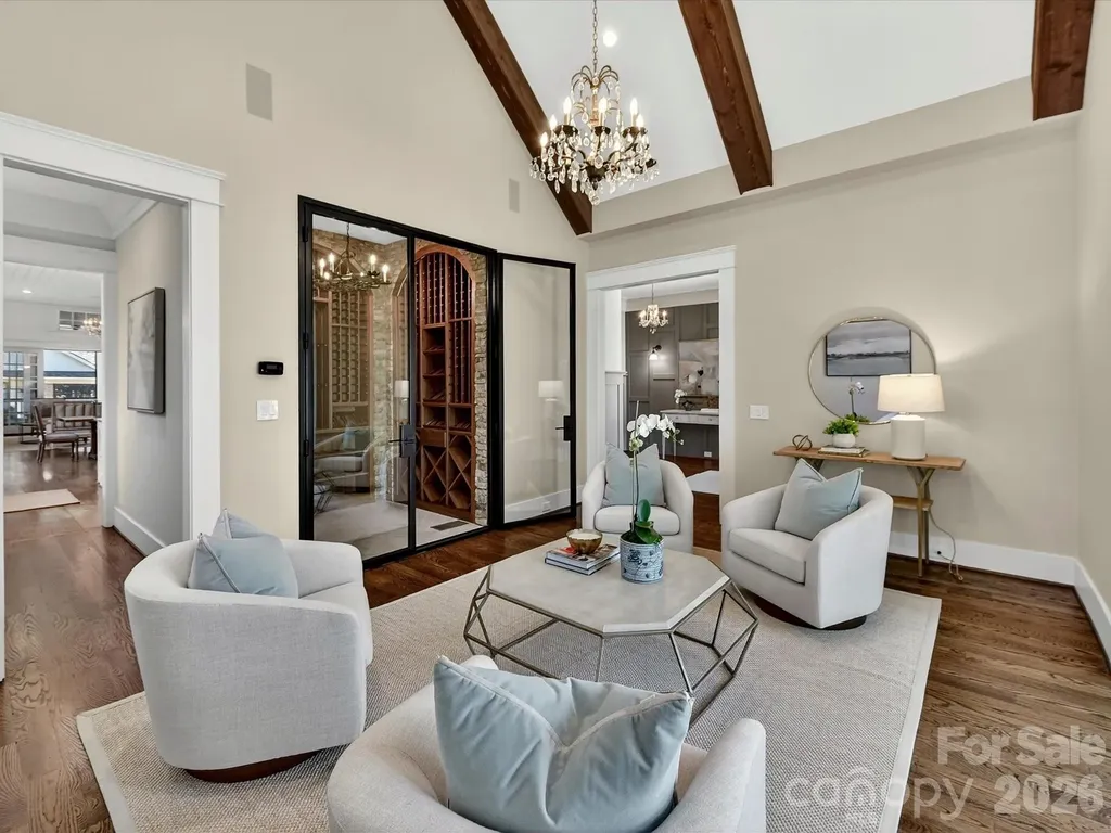 221 Anthony Circle Charlotte NC 28211