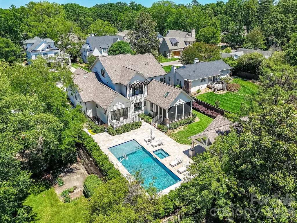 221 Anthony Circle Charlotte NC 28211