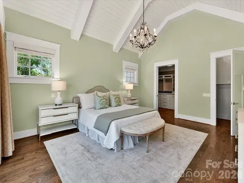 221 Anthony Circle Charlotte NC 28211