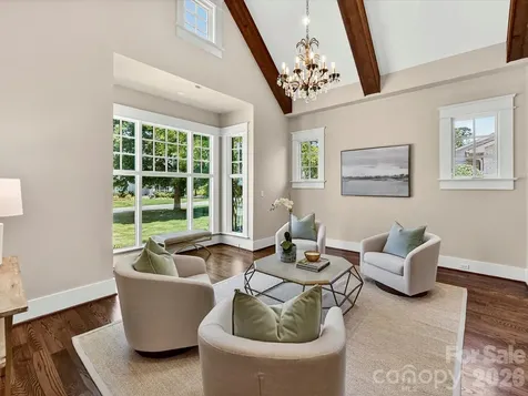 221 Anthony Circle Charlotte NC 28211