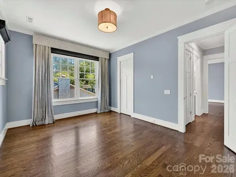 221 Anthony Circle Charlotte NC 28211