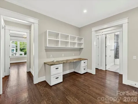 221 Anthony Circle Charlotte NC 28211