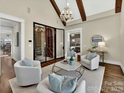 221 Anthony Circle Charlotte NC 28211
