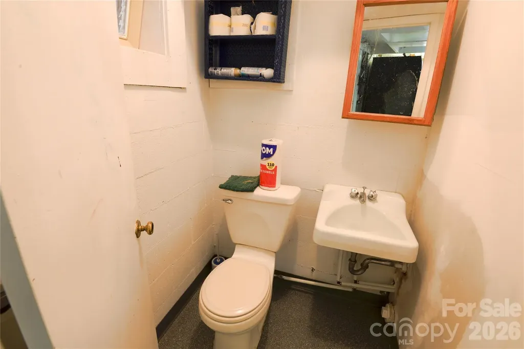 405 W State Street Black Mountain NC 28711