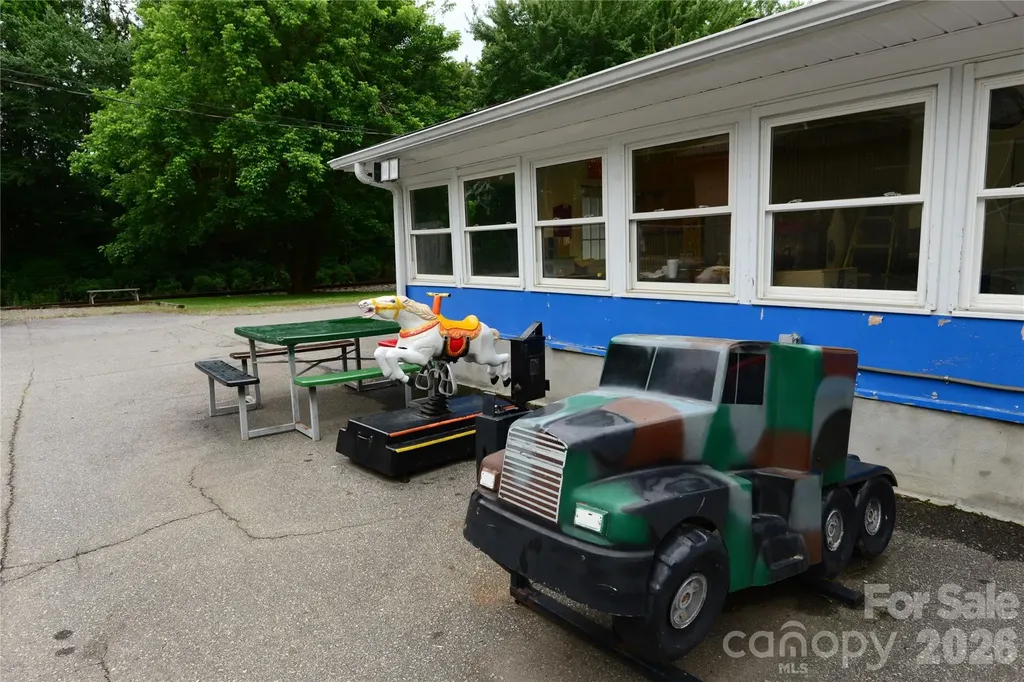 405 W State Street Black Mountain NC 28711