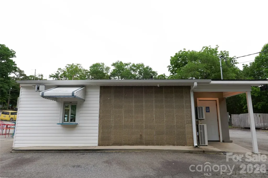 405 W State Street Black Mountain NC 28711