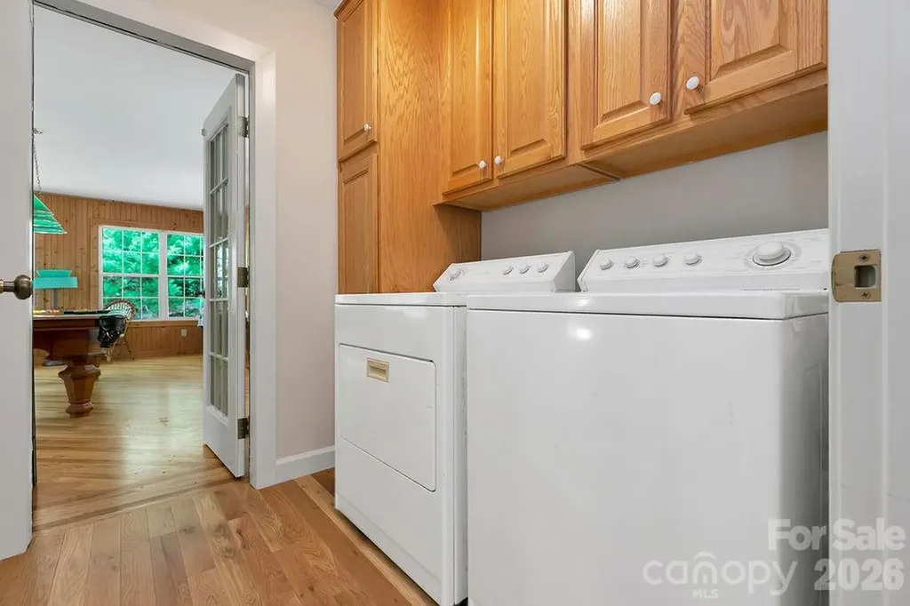 144 Lakeland Drive Pisgah Forest NC 28768