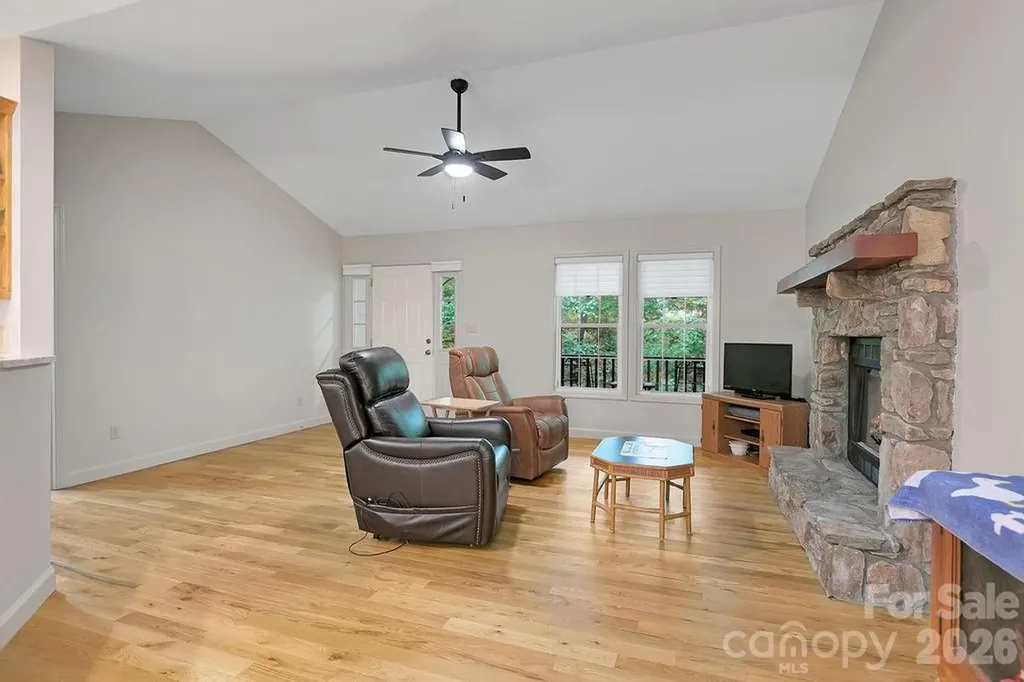144 Lakeland Drive Pisgah Forest NC 28768