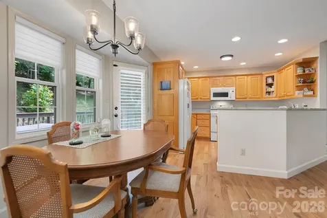 144 Lakeland Drive Pisgah Forest NC 28768