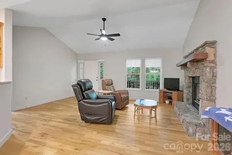 144 Lakeland Drive Pisgah Forest NC 28768