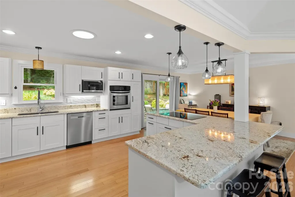 126 Mockingbird Drive Hendersonville NC 28792