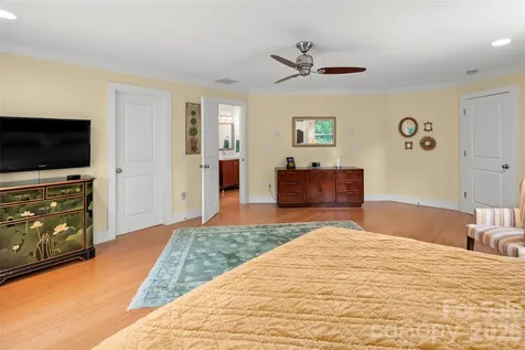 126 Mockingbird Drive Hendersonville NC 28792