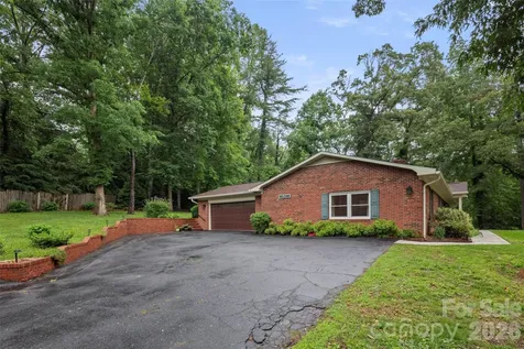 126 Mockingbird Drive Hendersonville NC 28792