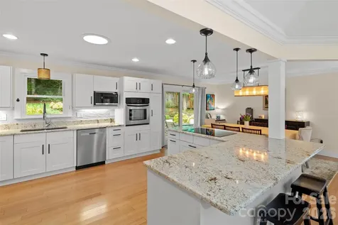126 Mockingbird Drive Hendersonville NC 28792