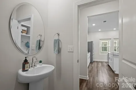 605 Cedar Knoll Circle Pineville NC 28134