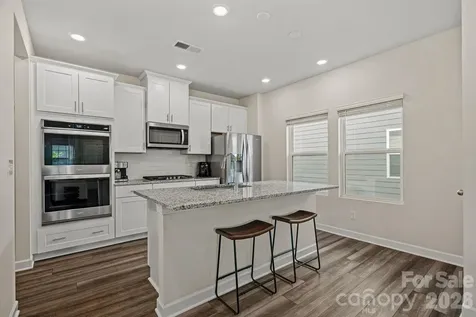 605 Cedar Knoll Circle Pineville NC 28134