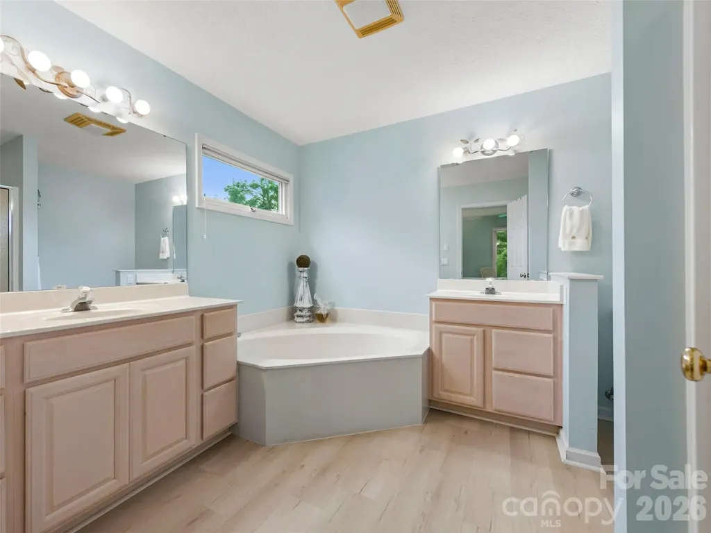83 Laurel Ridge Place Hendersonville NC 28739