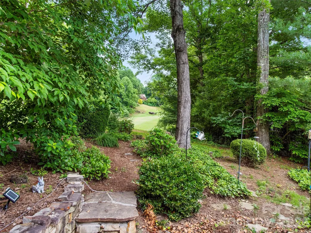 83 Laurel Ridge Place Hendersonville NC 28739