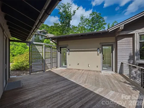 1121 Timberbluff Way Arden NC 28704