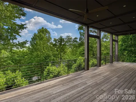 1121 Timberbluff Way Arden NC 28704