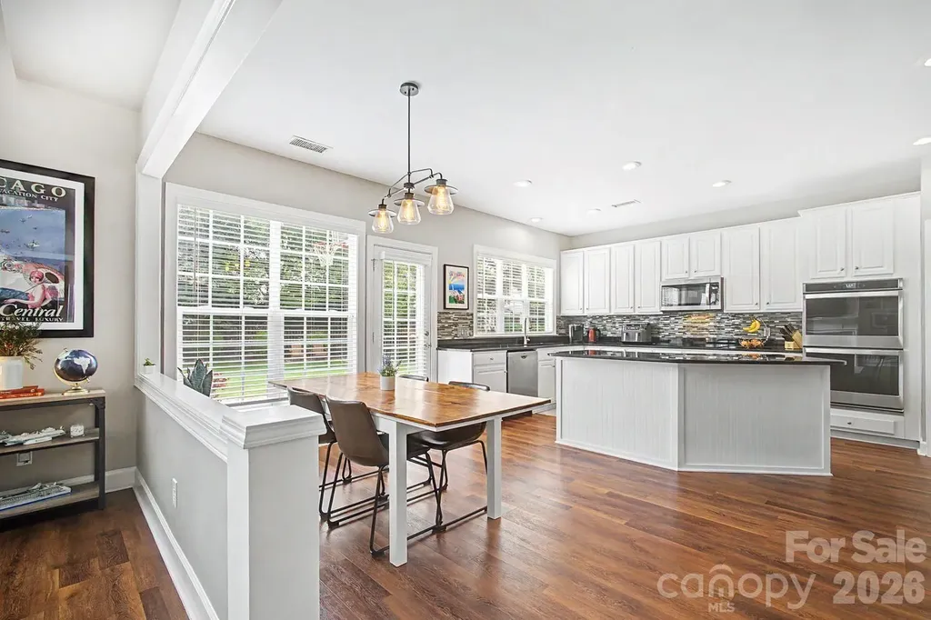 10913 Knight Castle Drive Charlotte NC 28277