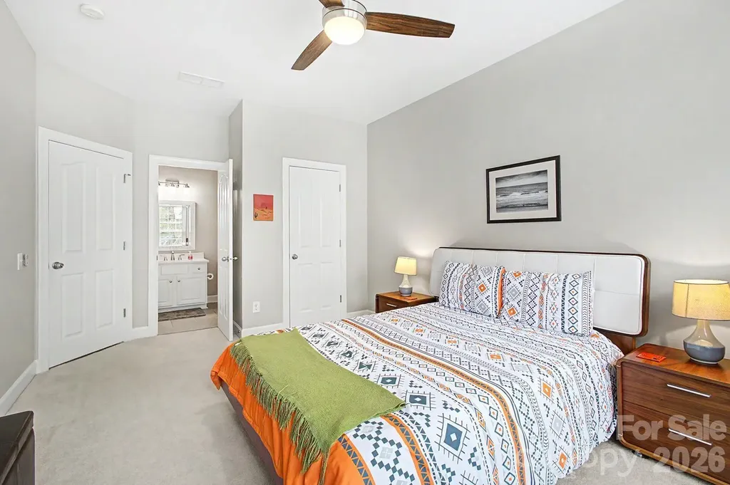 10913 Knight Castle Drive Charlotte NC 28277