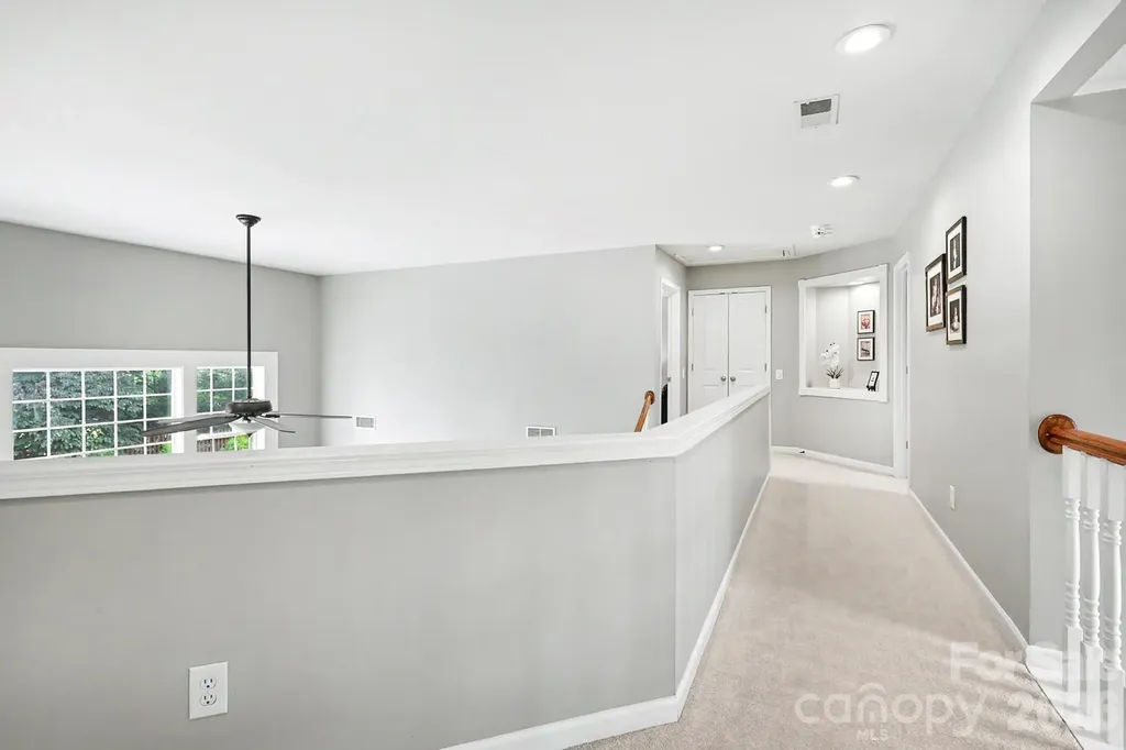 10913 Knight Castle Drive Charlotte NC 28277