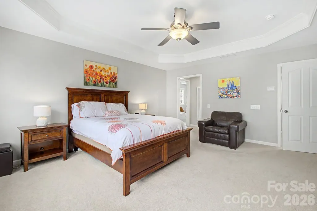 10913 Knight Castle Drive Charlotte NC 28277