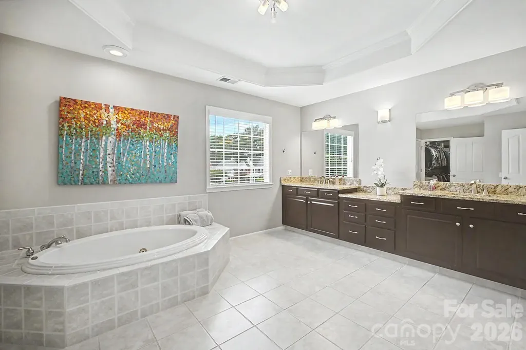 10913 Knight Castle Drive Charlotte NC 28277