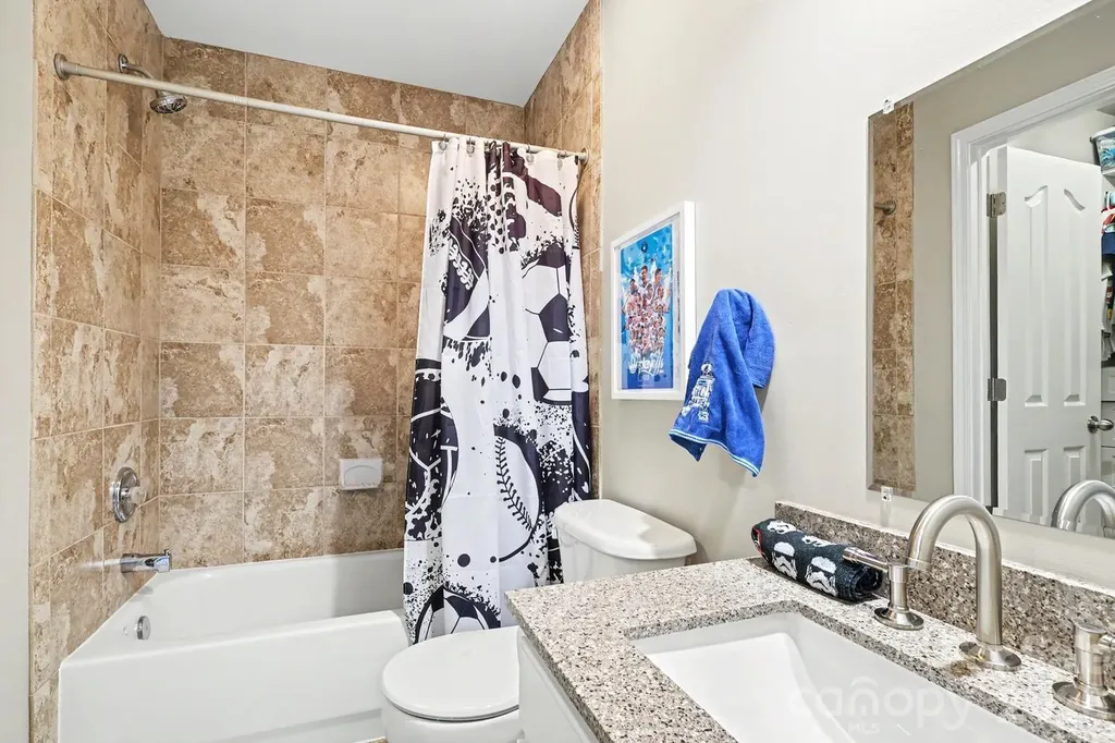 10913 Knight Castle Drive Charlotte NC 28277