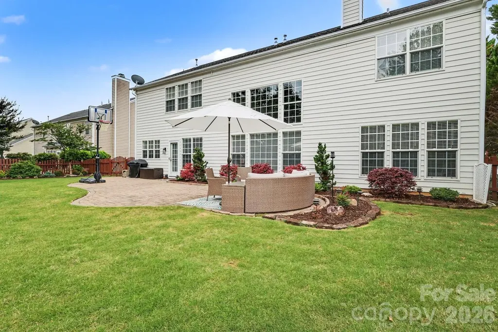 10913 Knight Castle Drive Charlotte NC 28277