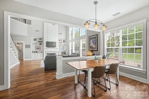 10913 Knight Castle Drive Charlotte NC 28277