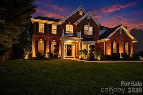 10913 Knight Castle Drive Charlotte NC 28277