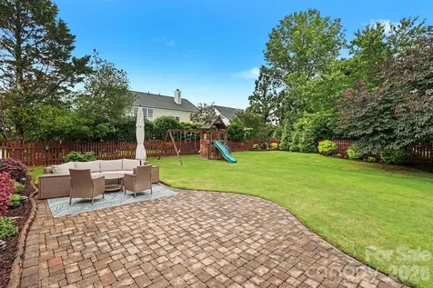 10913 Knight Castle Drive Charlotte NC 28277