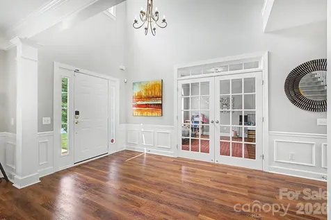 10913 Knight Castle Drive Charlotte NC 28277