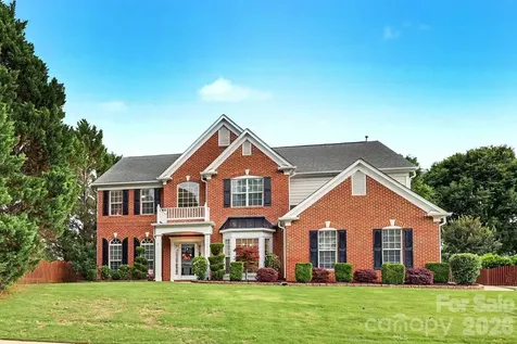 10913 Knight Castle Drive Charlotte NC 28277