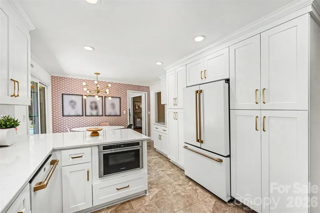 2449 Seth Thomas Road Charlotte NC 28210
