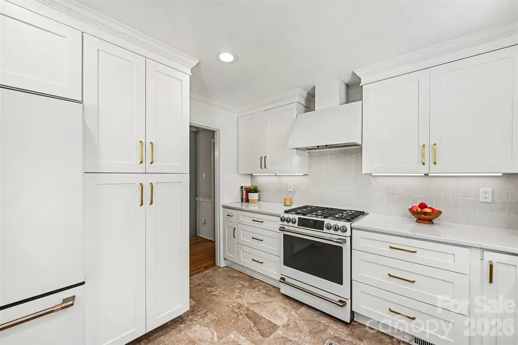 2449 Seth Thomas Road Charlotte NC 28210