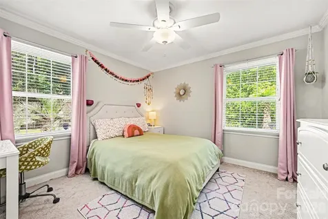 2449 Seth Thomas Road Charlotte NC 28210
